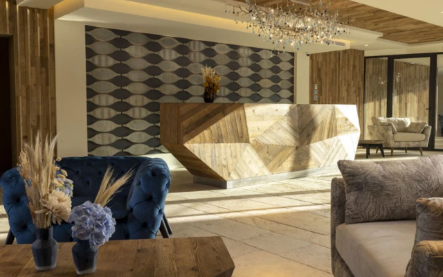 Les Regalia Hotel & SPA