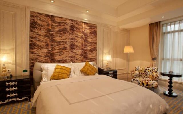 Complex International Hotel