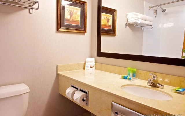 Radisson Hotel Toronto East