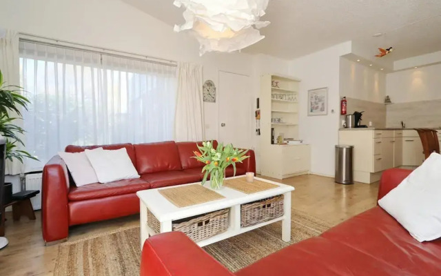 Holiday Home in Noordwijkerhout Near Lake