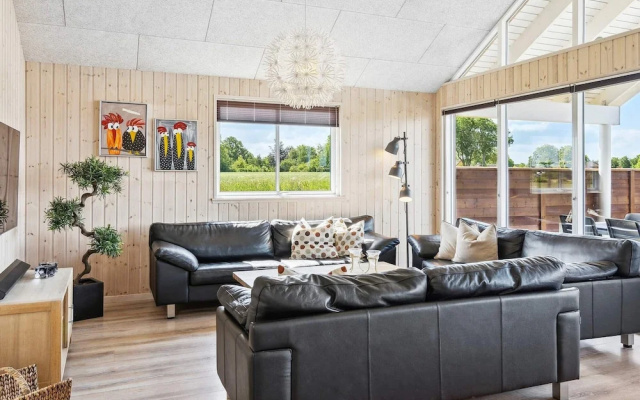 18 Person Holiday Home in Bogense