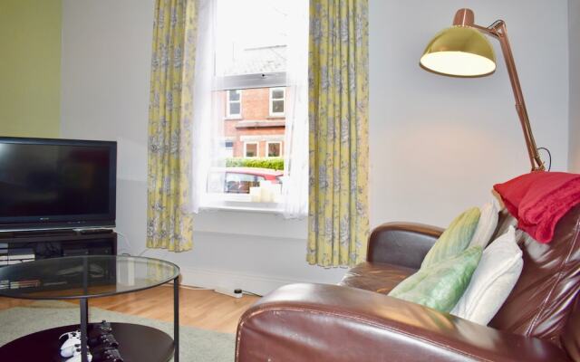 Traditional 4 Bedroom Home in Trendy Ranelagh