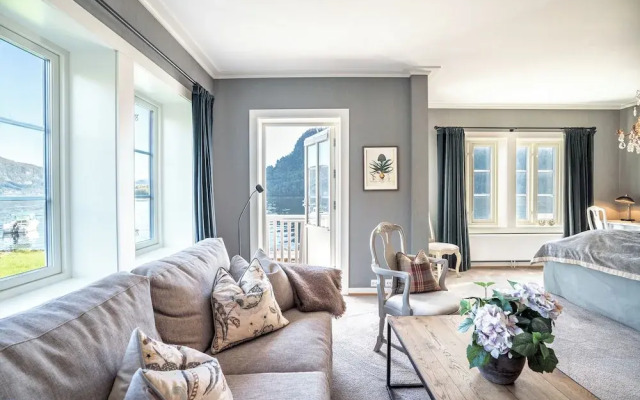 Angvik Gamle Handelssted - by Classic Norway Hotels
