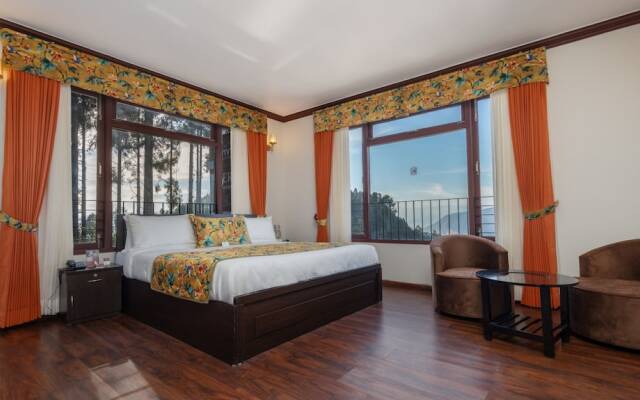 Summit Sherpa Mountain Inn