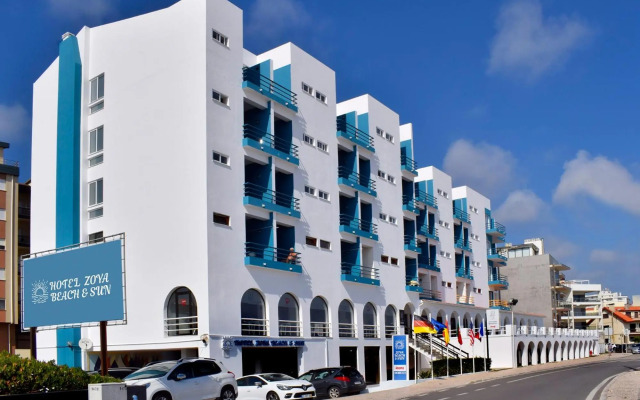 THE FOZ Beach Hotel