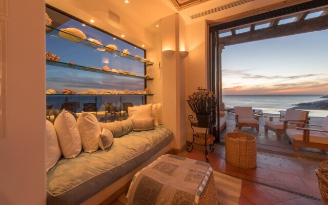 Sophisticated Cliffside Platinum Villa Turquesa 9BR Overlooking the Pacific