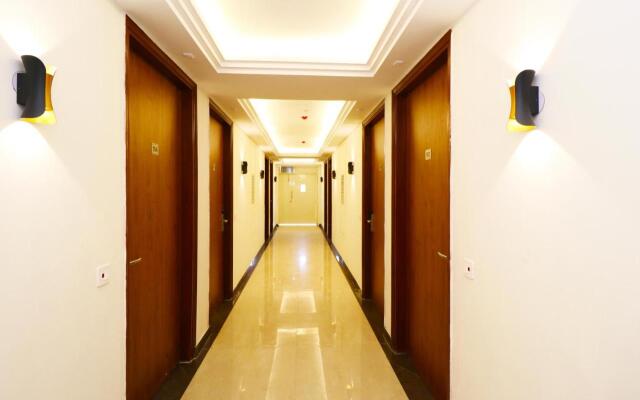 Hotel Leo Saffron