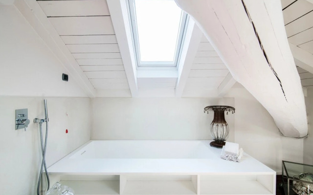 My Home In Como - Exclusive Atticex