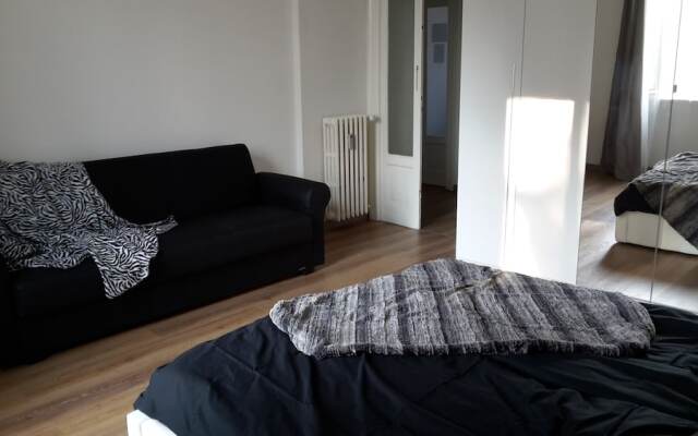 Porta Romana Apartment