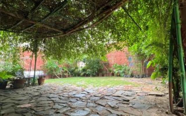 Bhoora House