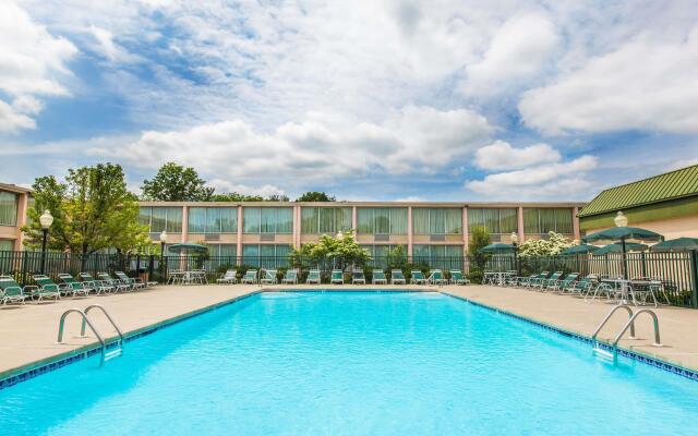 Days Inn Conference Center - Bridgewater