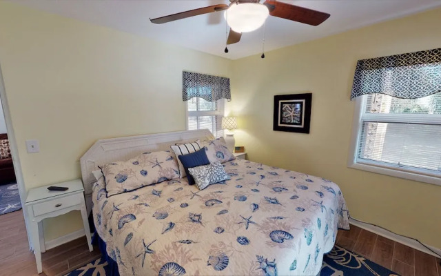 Americana Beach 4 Bedroom Home