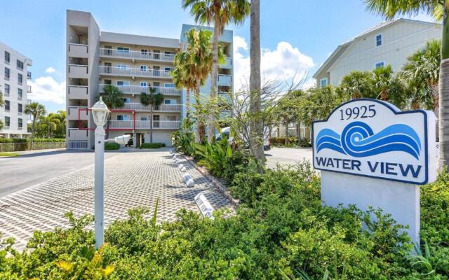 102 Waterview