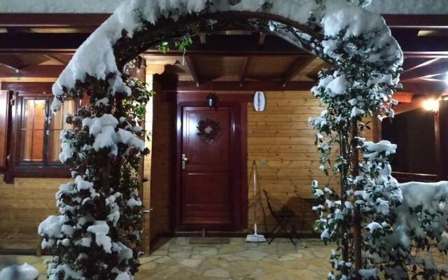 Wooden House In Ioannina