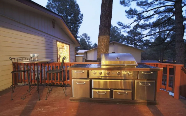 Ruidoso Pines