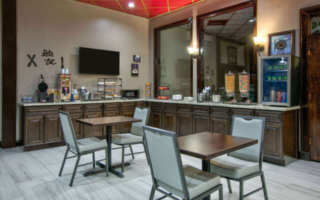 Ramada by Wyndham Diamondhead I-10/Gulfport