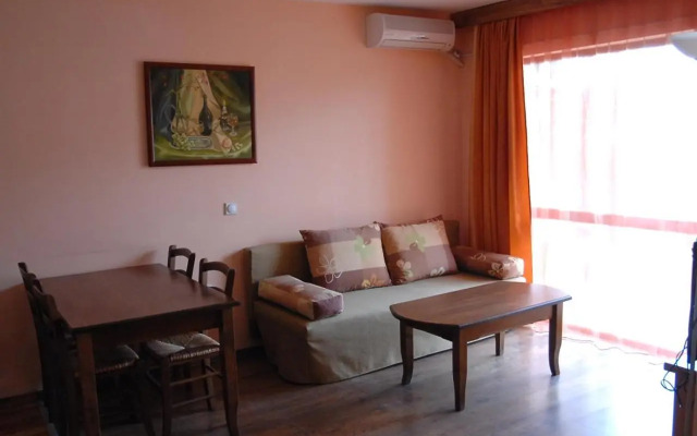 Condo Hotel Valentina