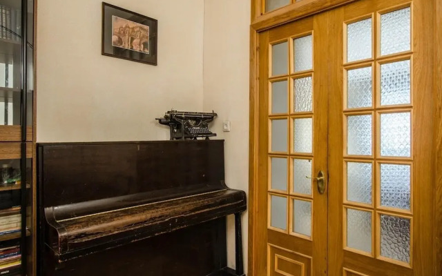 Апартаменты «Нева»