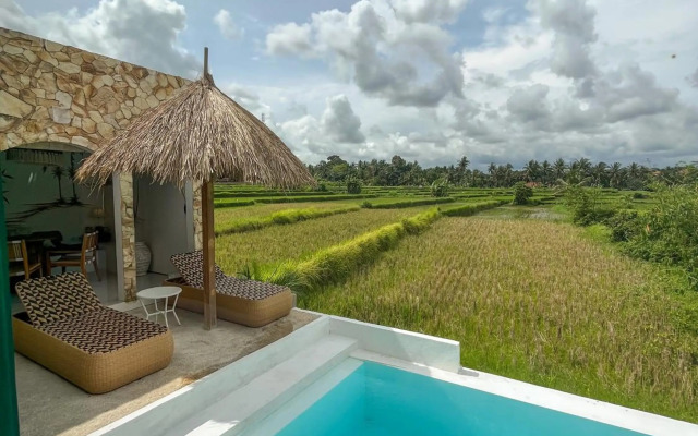 Woywoy Escape Samu (Adults Only)