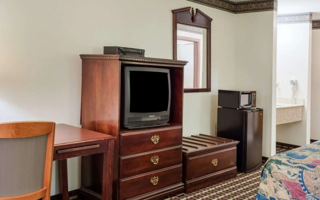 Econo Lodge Hopewell Near Fort Lee I-295
