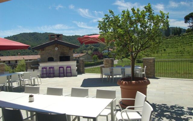 Tata-o Family Spa & Resort