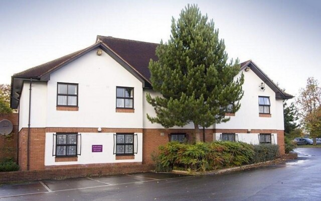 Premier Inn Manchester Airport Heald Green