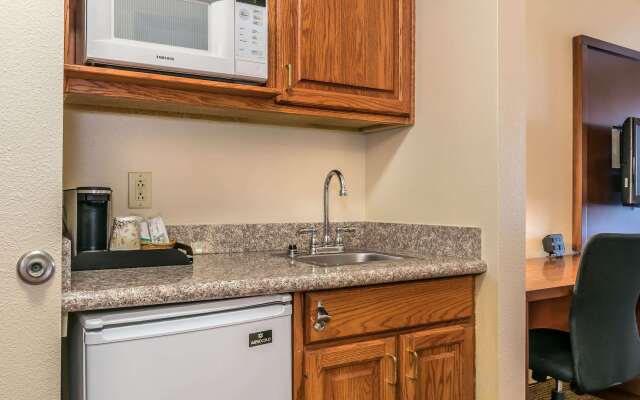 Comfort Suites Springfield I-70