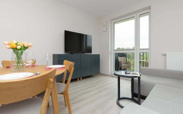 Comfy Apartment With Parking by Renters