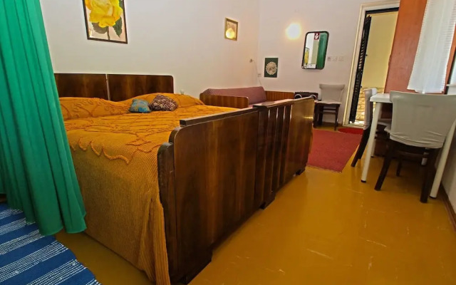 Apartment 461