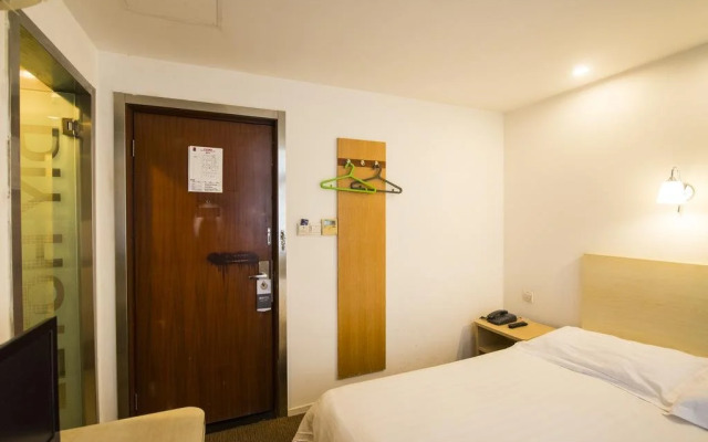 Motel 168 Shanghai Waigaoqiao Pilot FTZ Zhouhai Road Branch