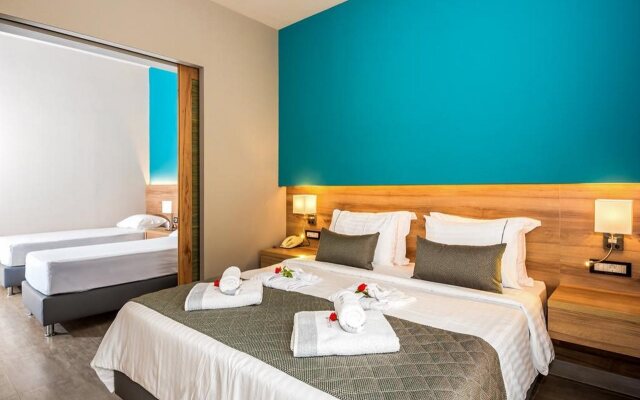 Solimar Aquamarine Resort
