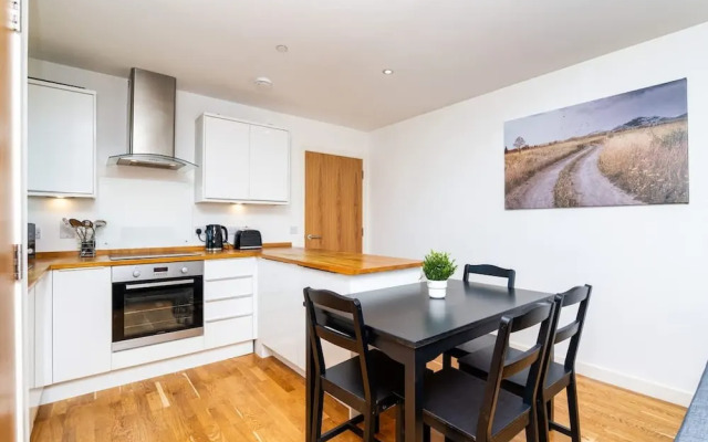 2bed Ground Floor-free Parking