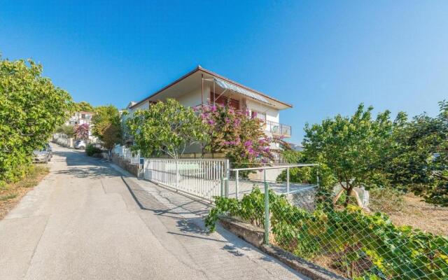 Apartments Kostović 1943