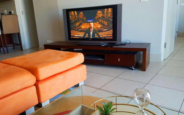 Nautica 708 Seaview Luxury Apartment
