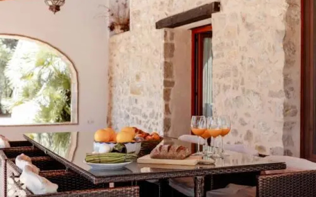 Abahana Villas Fantaxat