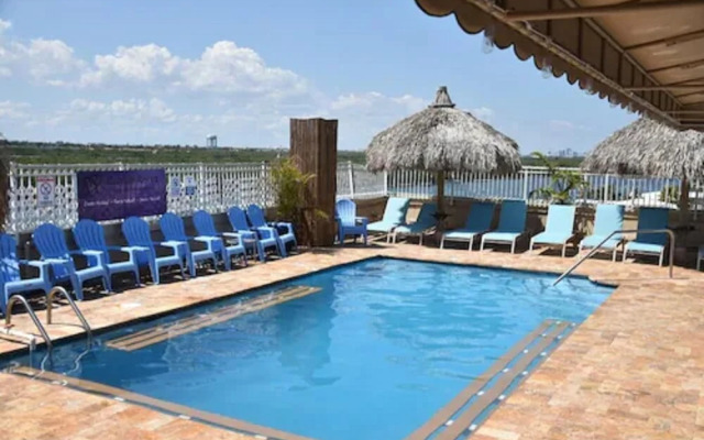 Rooftop Resort - Clothing Optional - Adult Only