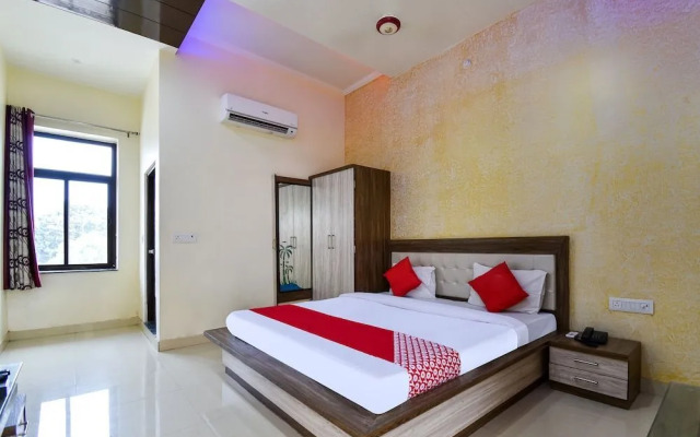 Glorious Resort by OYO Rooms