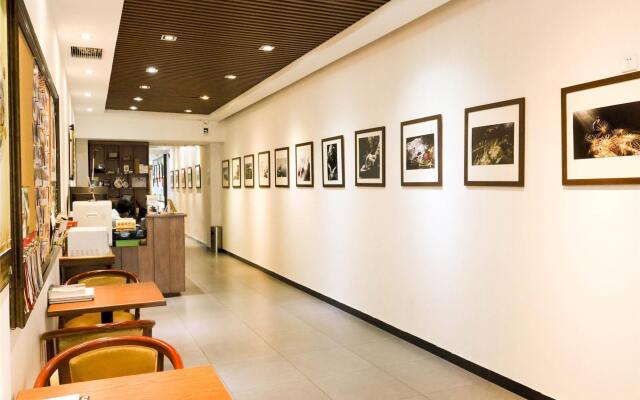 PekingUni Photography theme Hotel