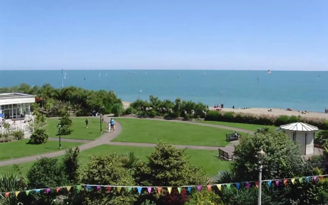 Breakers Guest House