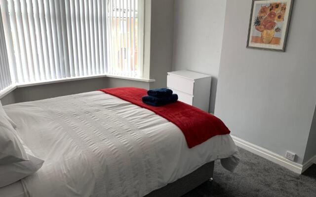 Modern fully refurbished 3 bedroom home