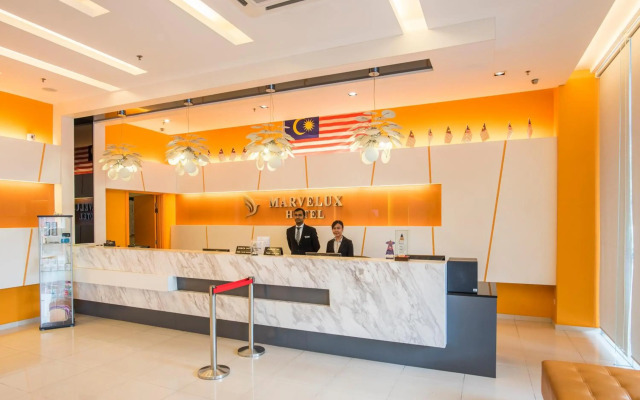 Marvelux Hotel
