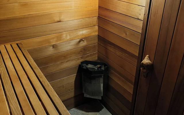 Tofino Oceanfront Hotel Suite 2