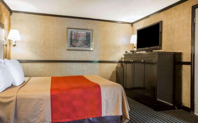 Econo Lodge Montpelier VT