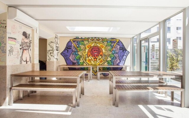 Hans Brinker Hostel Lisbon