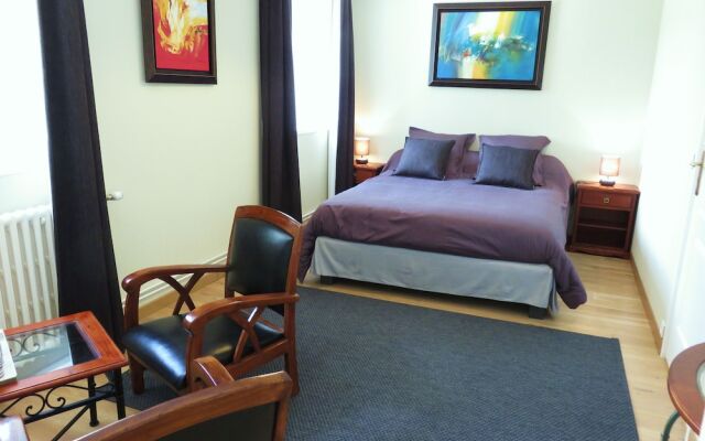 Le Manoir de Placy - Bed and Breakfast