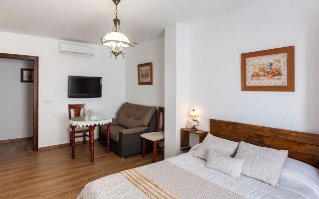 Elegant Holiday Home in Olvera With Terrace