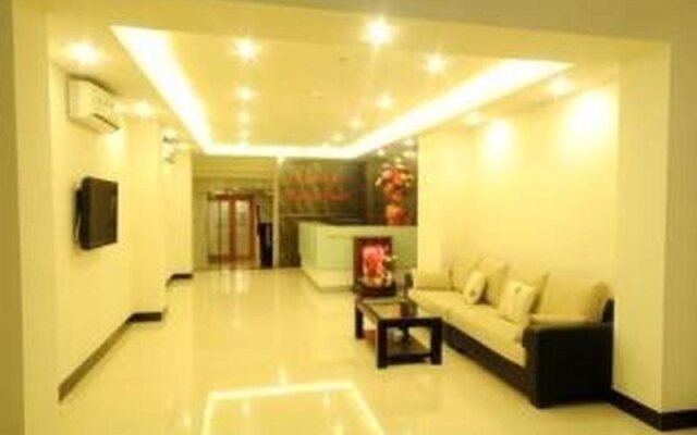 Lucky Residence Suites