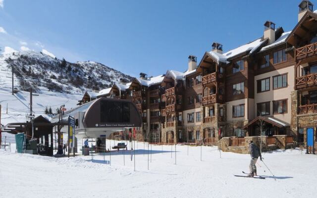 Beaver Creek Landing A404 3 Bedroom Condo by RedAwning