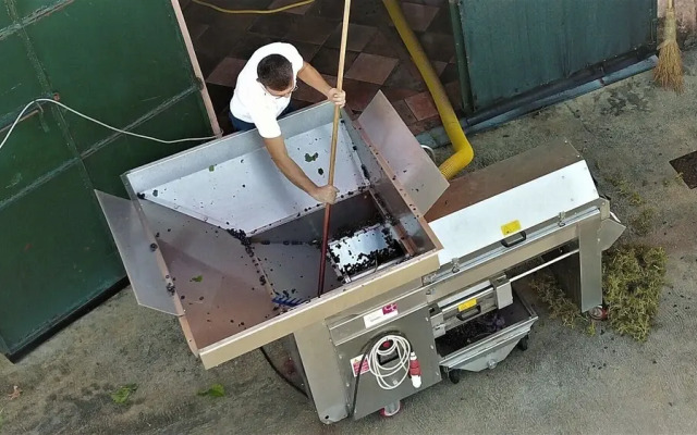 Whole Cottage In The Old Winery