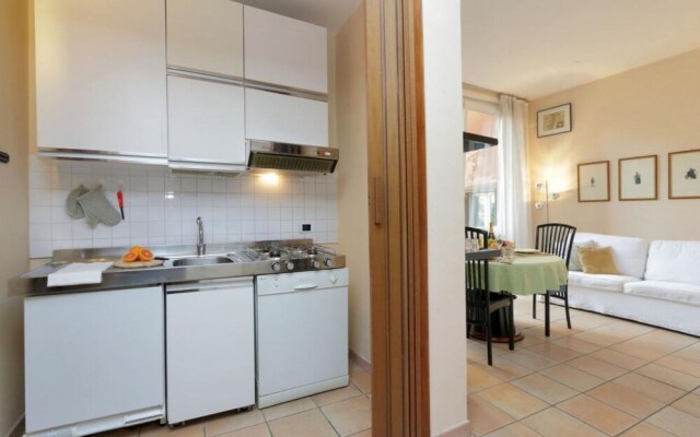 Unique Grand Trevi Fountain Apartment